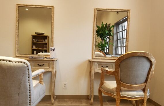 駐車場ありの美容室をお探しなら福岡市東区のFeliceへ